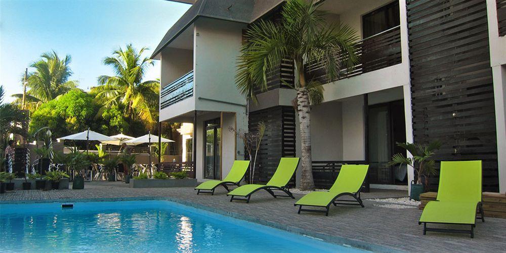 West Palm Inn Flic-en-Flacq Eksteriør billede