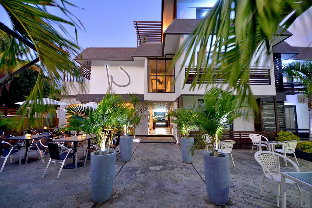 West Palm Inn Flic-en-Flacq Eksteriør billede