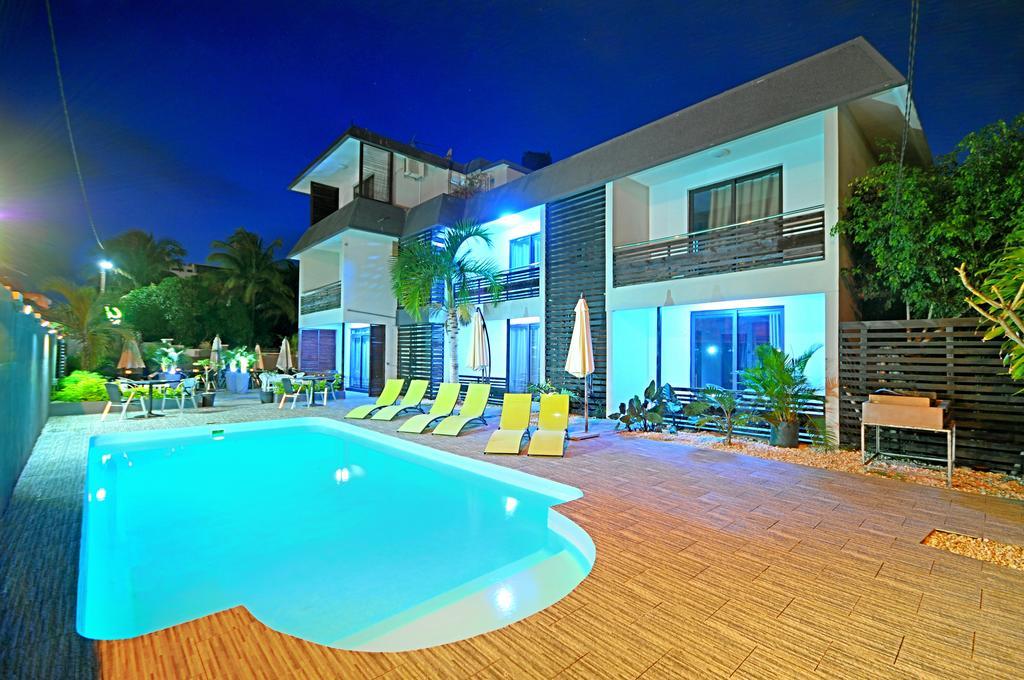 West Palm Inn Flic-en-Flacq Eksteriør billede